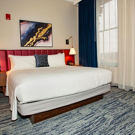 Blu-Tique, Akron, A Tribute Portfolio Hotel Buitenkant foto